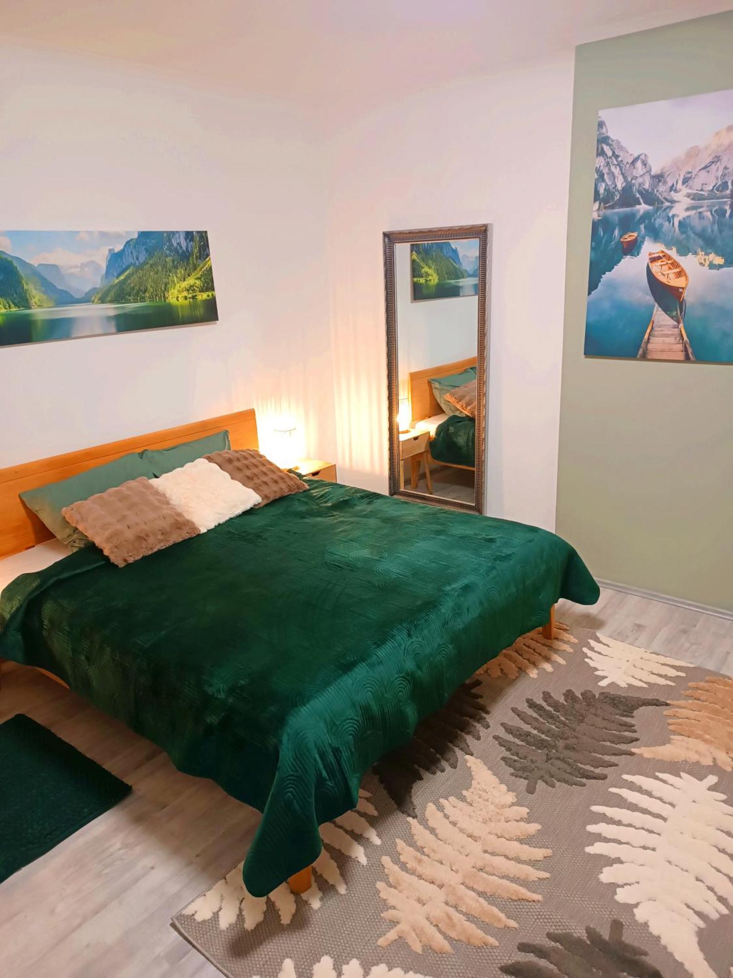 Family Apartments 2 Room'S Centre Muerzzuschlag Luaran gambar