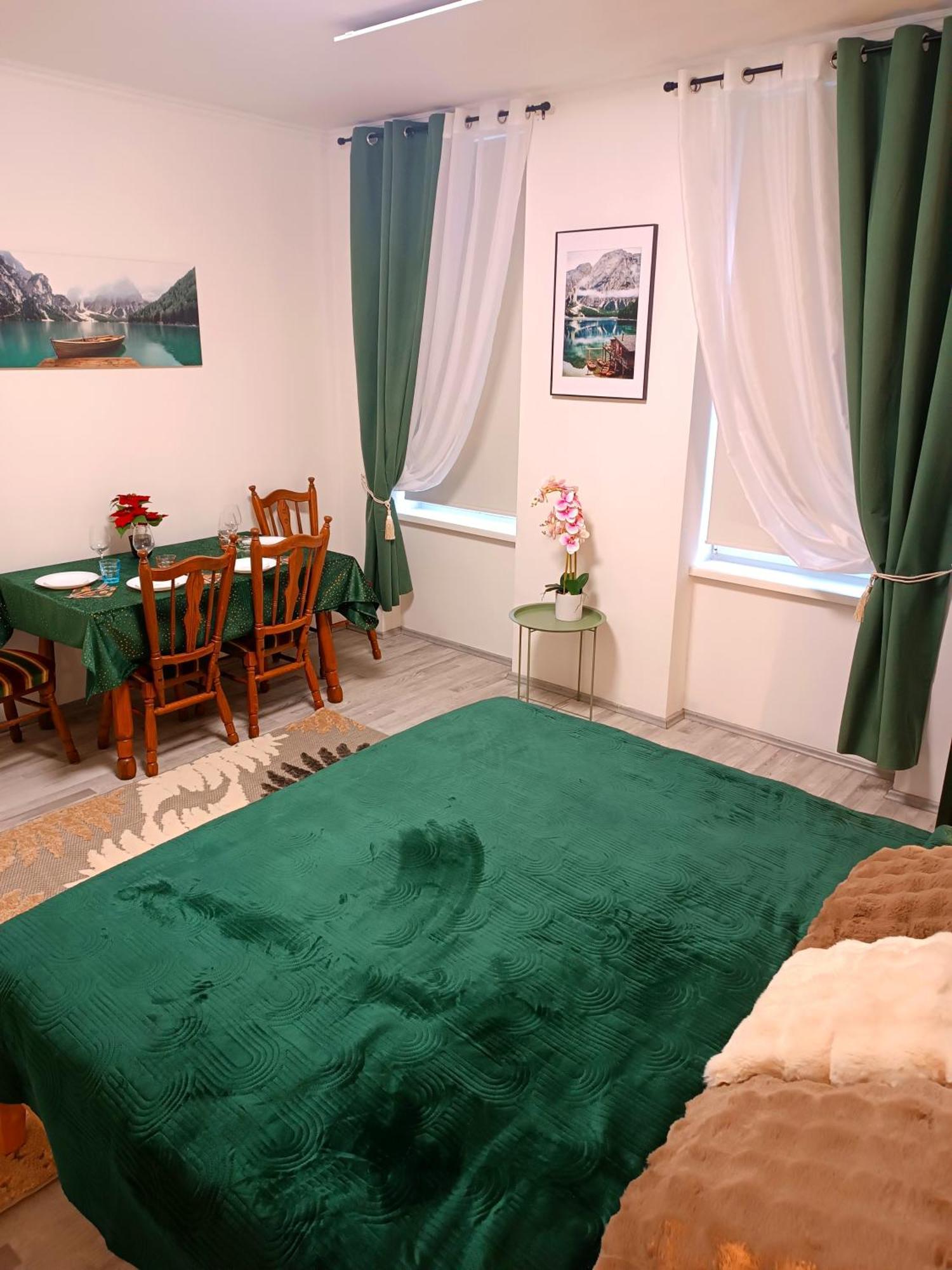 Family Apartments 2 Room'S Centre Muerzzuschlag Luaran gambar