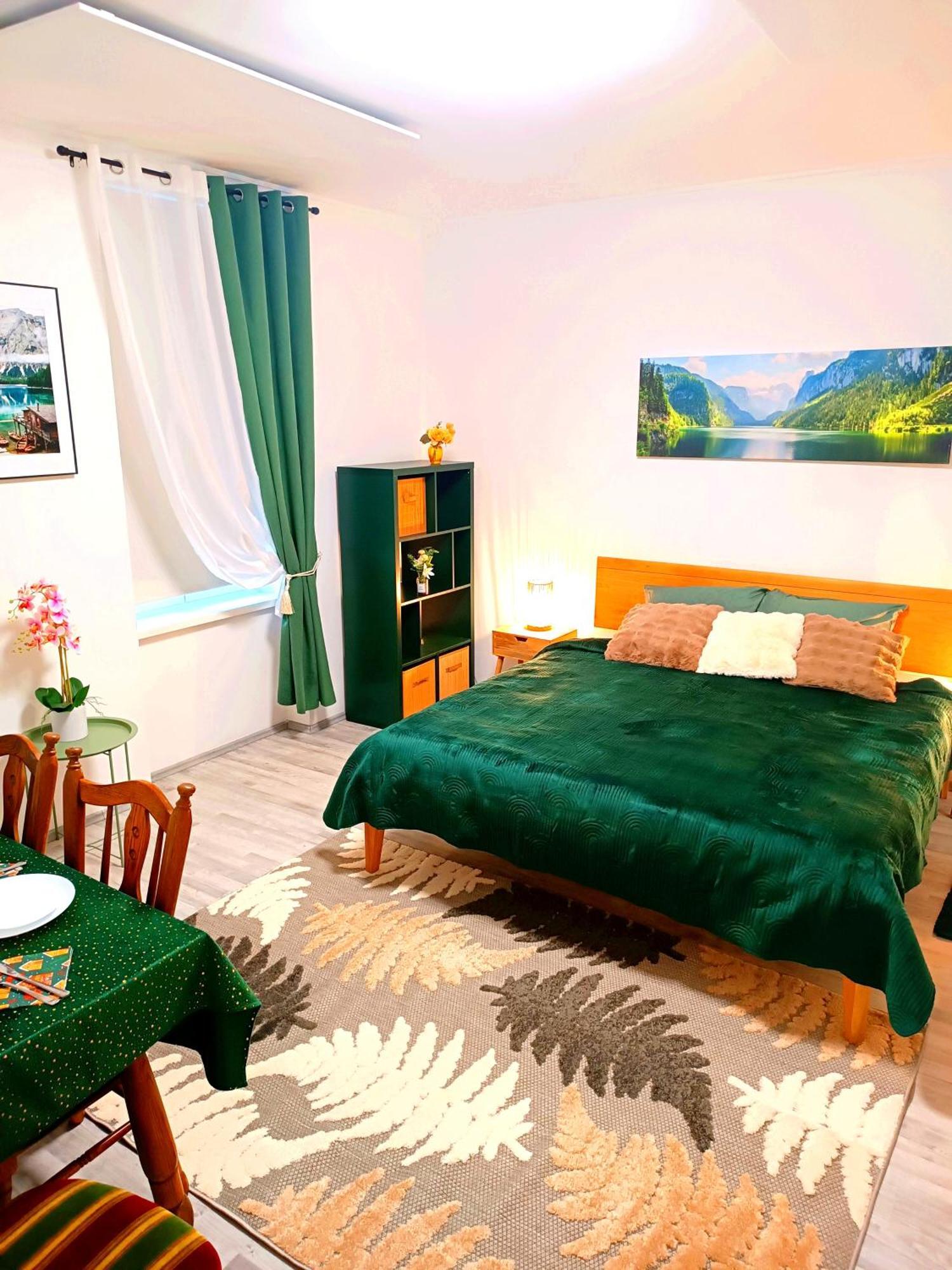 Family Apartments 2 Room'S Centre Muerzzuschlag Luaran gambar